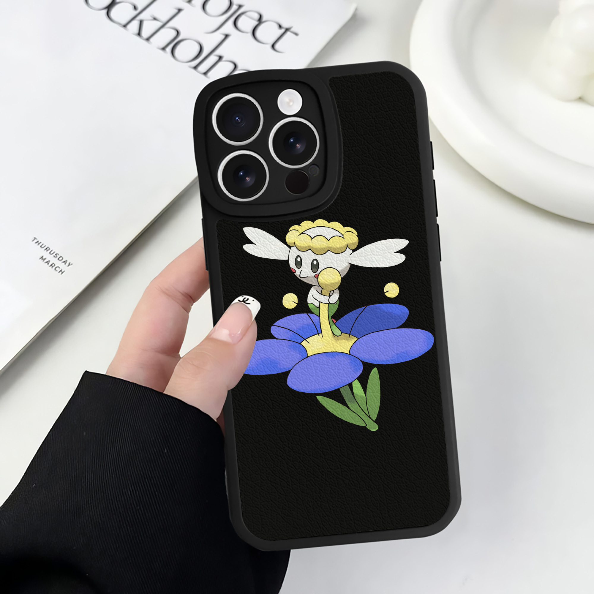 （画像用） ポケットモンスター Pokémon 【iPhone 16シリーズ対応】シリコンスマホケース（レザー調） 材質：シリコン
